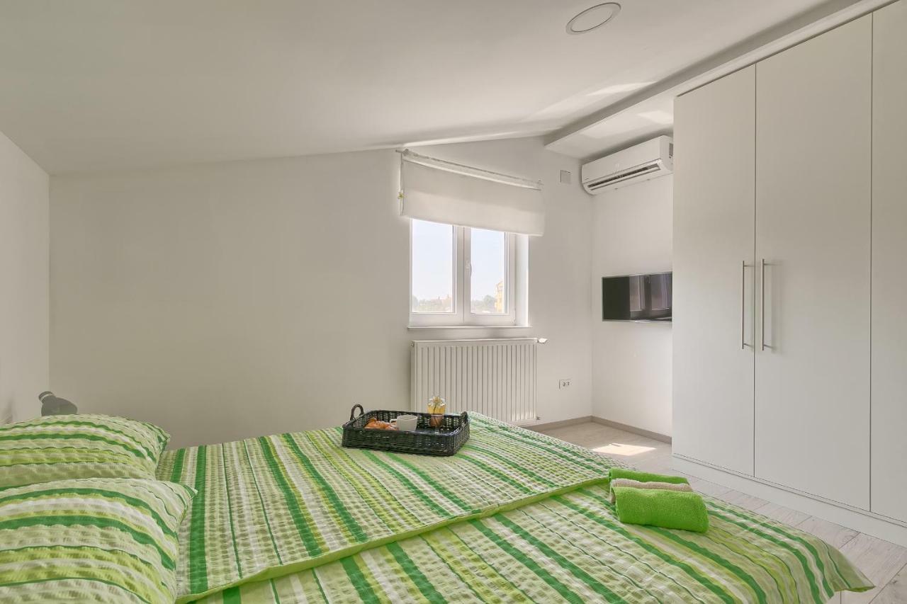 Holiday Home Nikol Pula Exterior foto